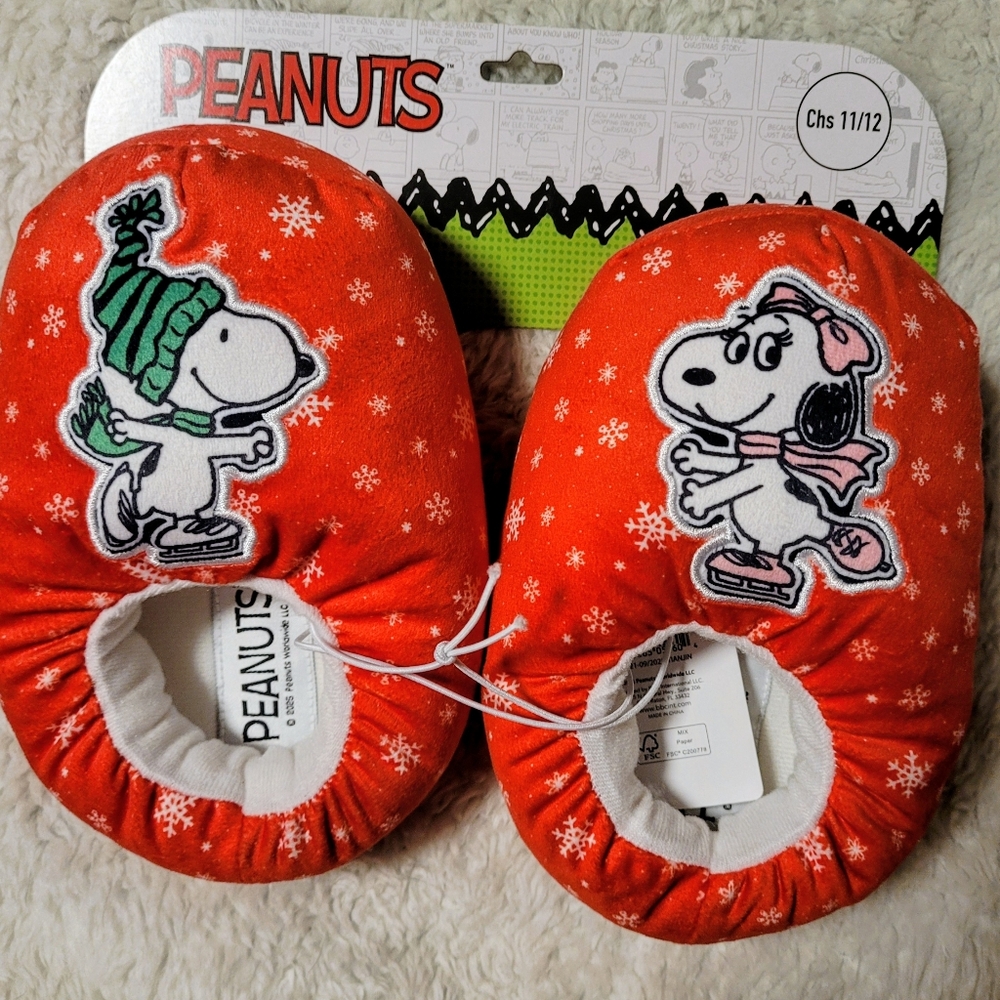 Peanuts Snoopy Slippers Kids Child Toddler 11/12 Ice Skating House Shoes